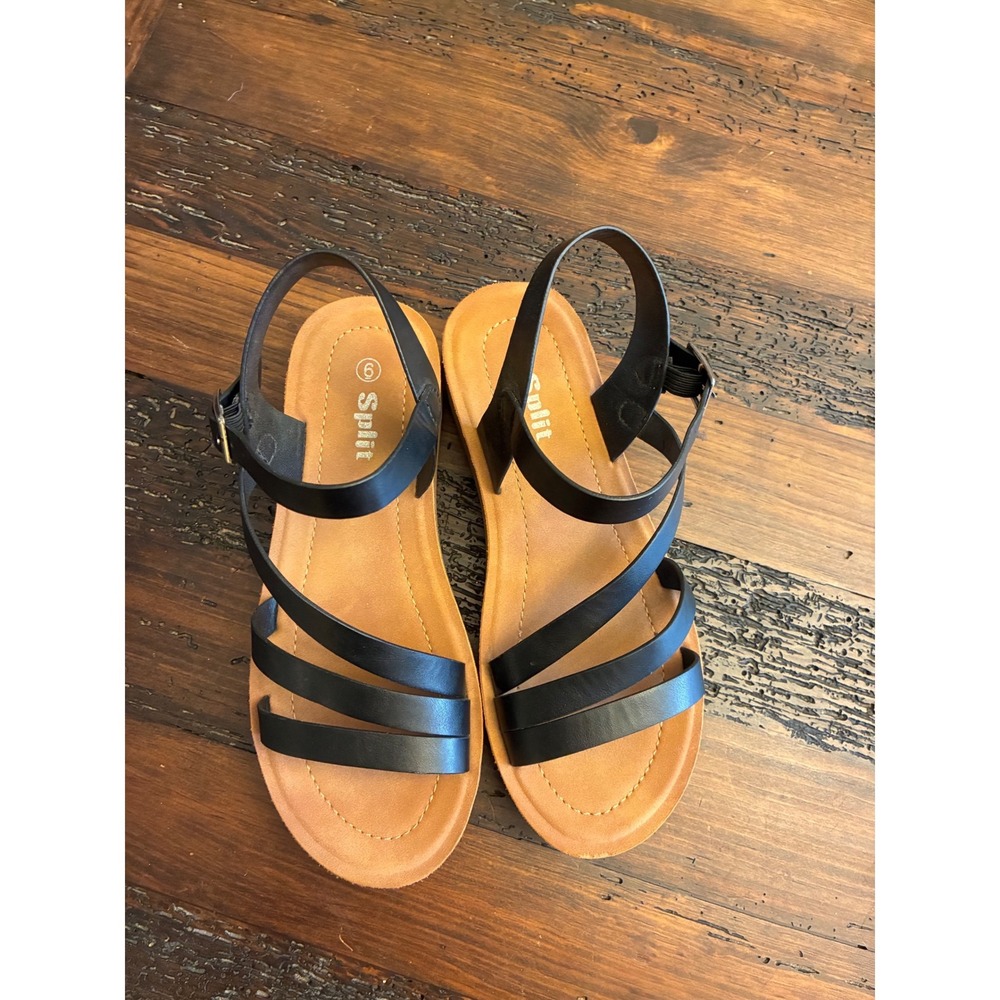 Split Black Strappy Flat Sandals Women's Size 6 Summer Casual Open Toe Cute